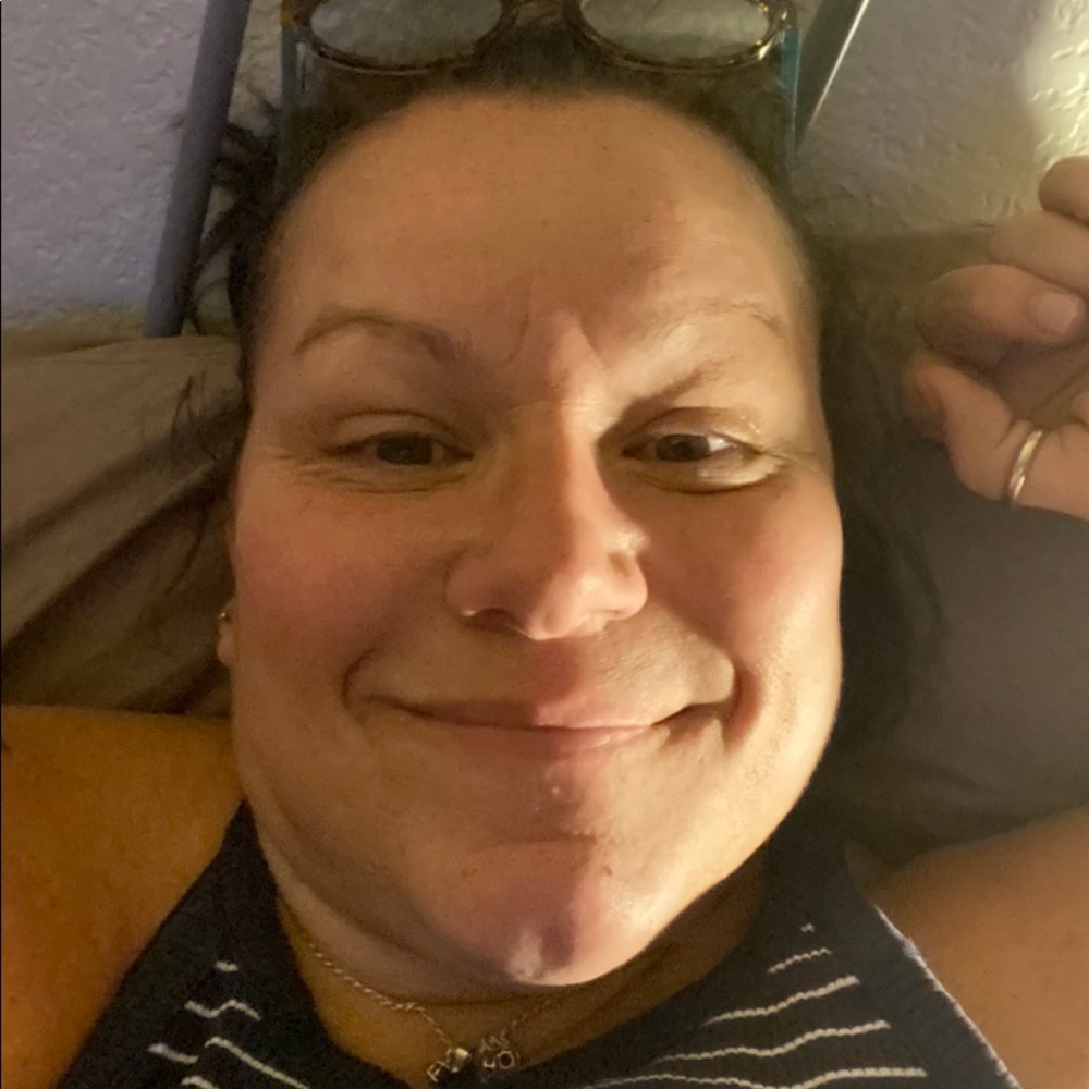 Meet your Posher, Carrie